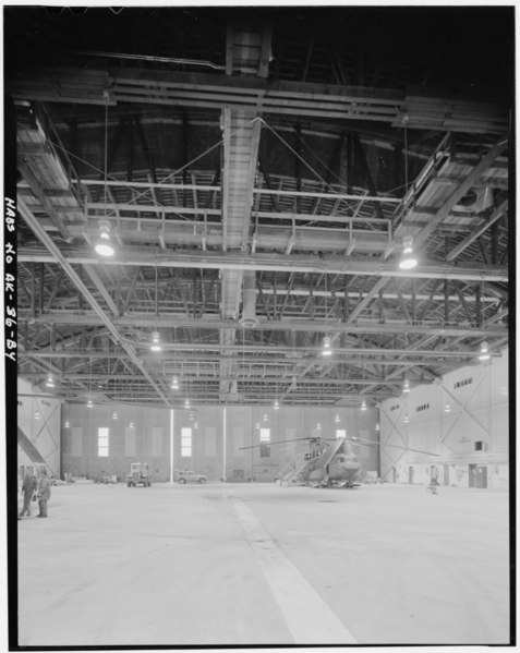 File:INTERIOR - Ladd Field, Birchwood Hangar, Fort Wainwright, Fairbanks, Fairbanks North Star Borough, AK HABS AK,6-FAIBA,1-B-4.tif