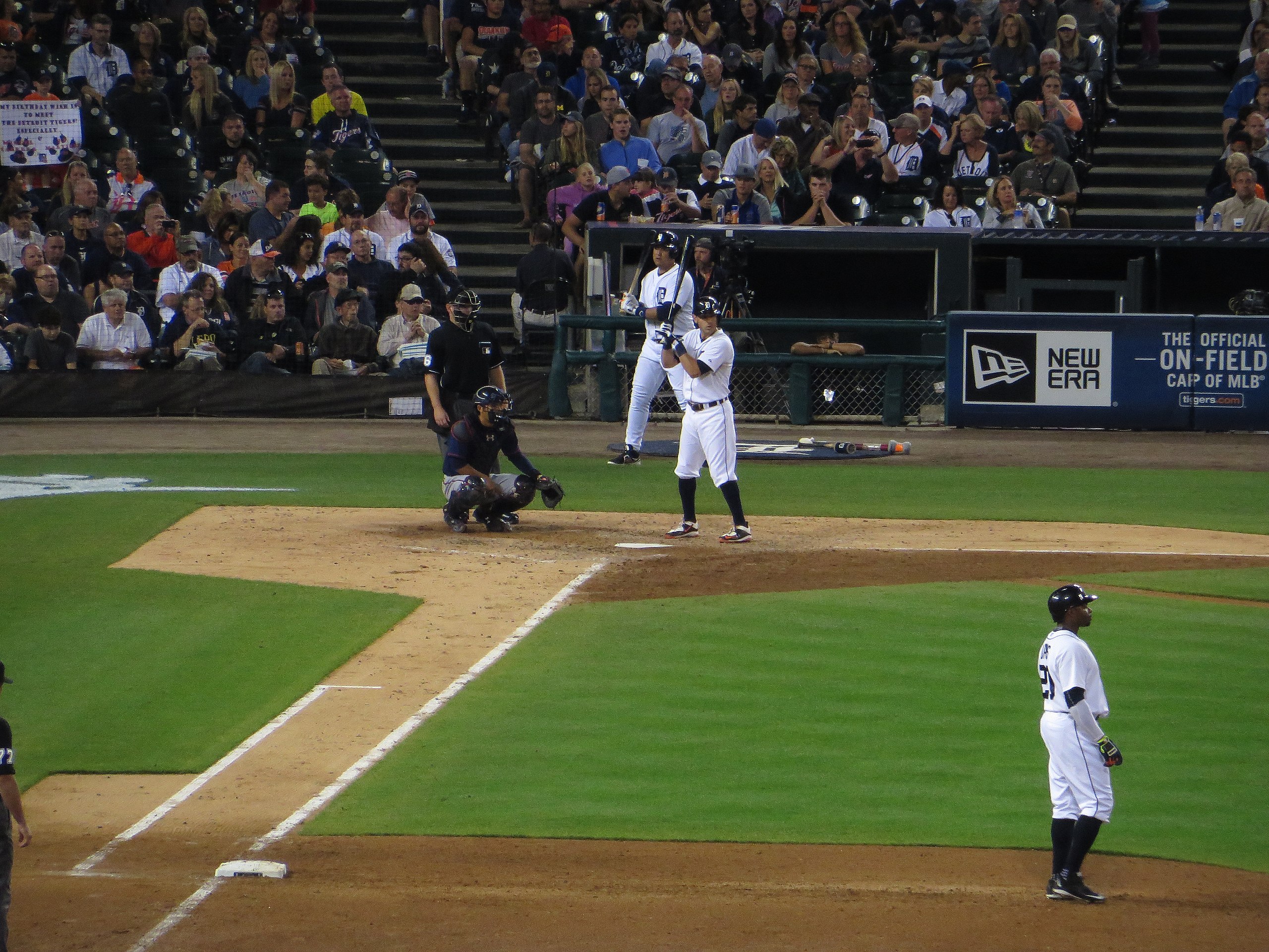 File:Ian Kinsler, Detroit Tigers 6, Minnesota Twins 4, Comerica Park,  Detroit, Michigan (21534367999).jpg - Wikimedia Commons