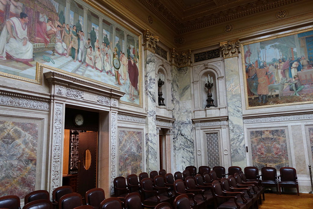 Interior view - Wisconsin Supreme Court - DSC03183