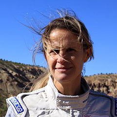 Isabelle pilote de rallye.jpg