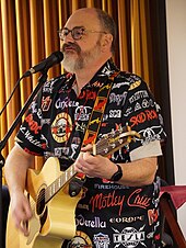 Chuck Parker Performing at RavenCon 16 in 2023 JM200268.jpg