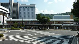 Porte principale de la gare JR West Otsu 4.jpg