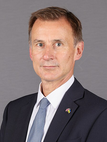 Image: Jeremy Hunt Official Cabinet Portrait, October 2022 (cropped)