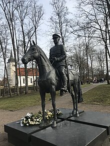 Equestrian statue of General Johan Laidoner in Viljandi, Estonia Johan Laidoner statue.jpg