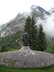 Monument à Julius Kugy près de Bovec.
