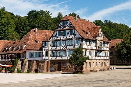 Fail:Kameralamt - Maulbronn Monastery.jpg