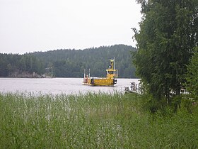 Le traversier Kietävälä reliant Partalansaari et Viljakansaari.