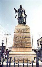 King Jaja of Opobo Memorial King Jaja Opobo statue 2.jpg