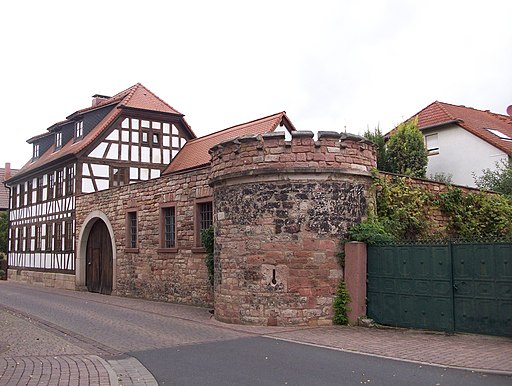 Kleinwallstadt Stadtmauerrest