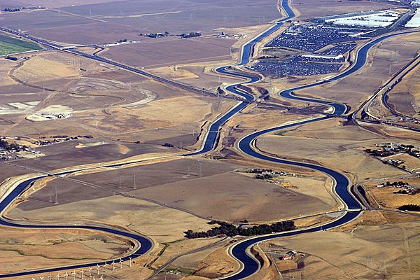 The Delta–Mendota Canal (left) and the California Aqueduct (right) near Tracy, California