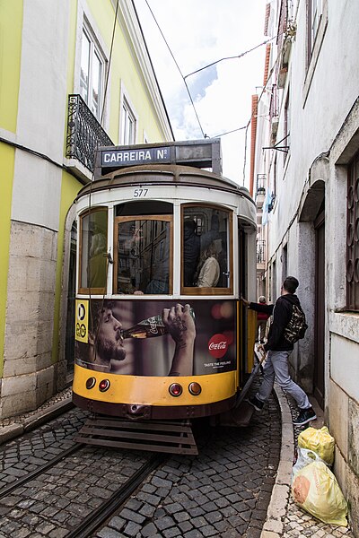 File:Lisbon Tram '577' 1605 05 (53174001107).jpg