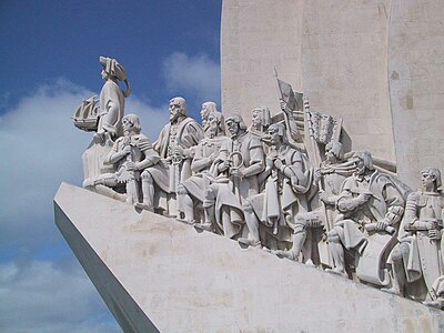 Lisbon monument.jpg