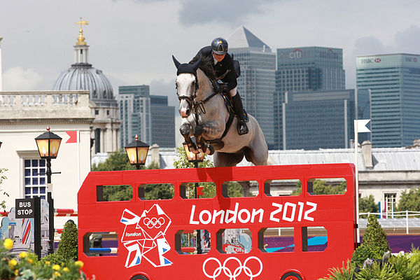 A competitor (Lisen Bratt) making a jump