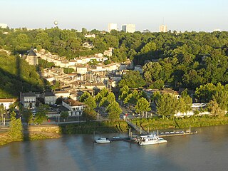 <span class="mw-page-title-main">Lormont</span> Commune in Nouvelle-Aquitaine, France