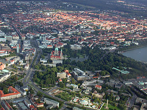 Luftbild Hannover Rathaus.JPG