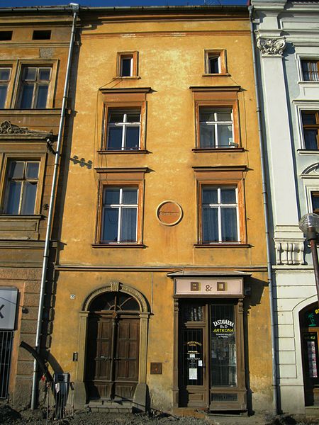 File:Měšťanský dům (Olomouc), čp. 53.JPG