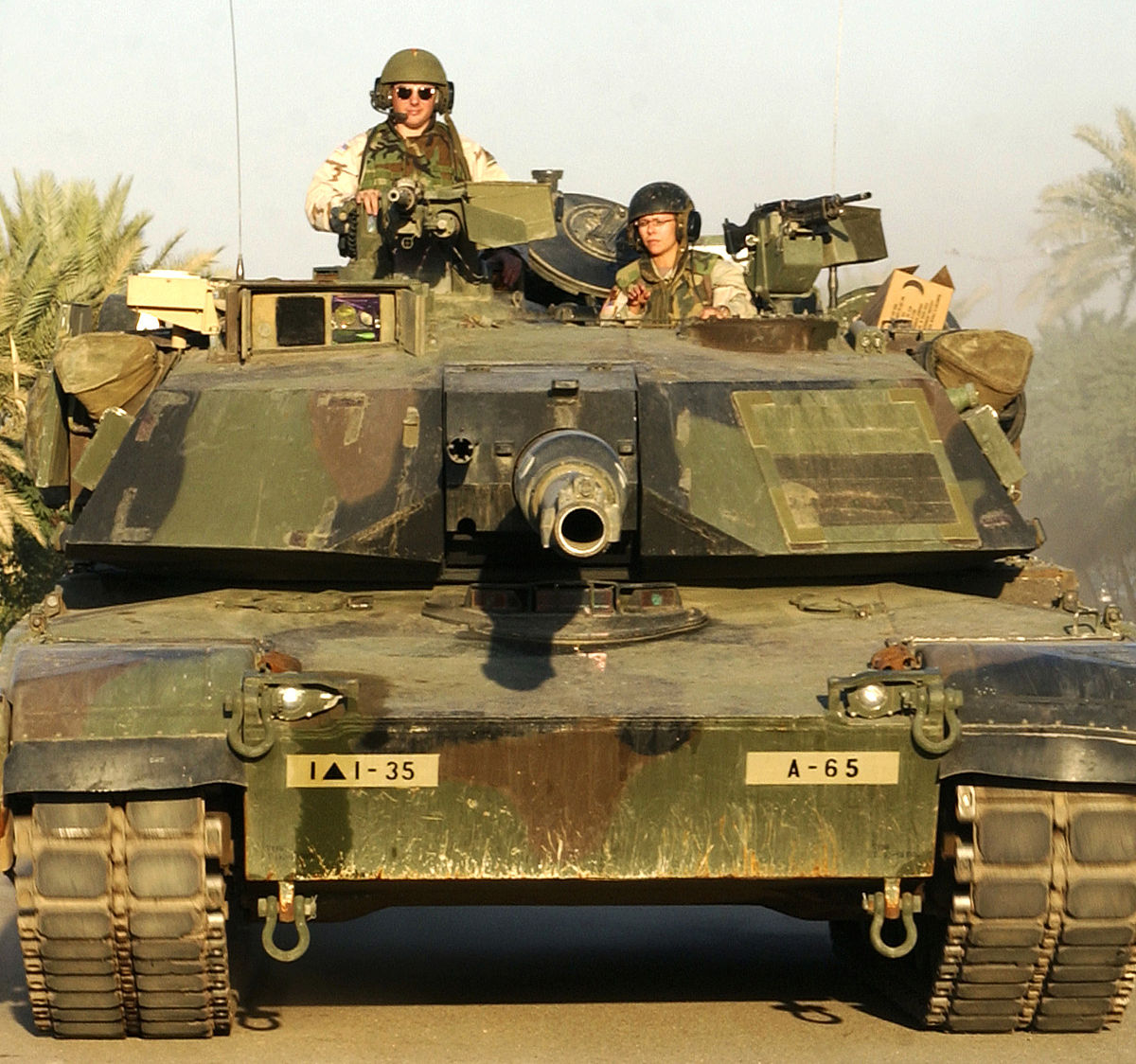 File:M1A1 abrams front.jpg - Wikipedia