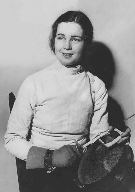 Marion Lloyd 1931.jpg