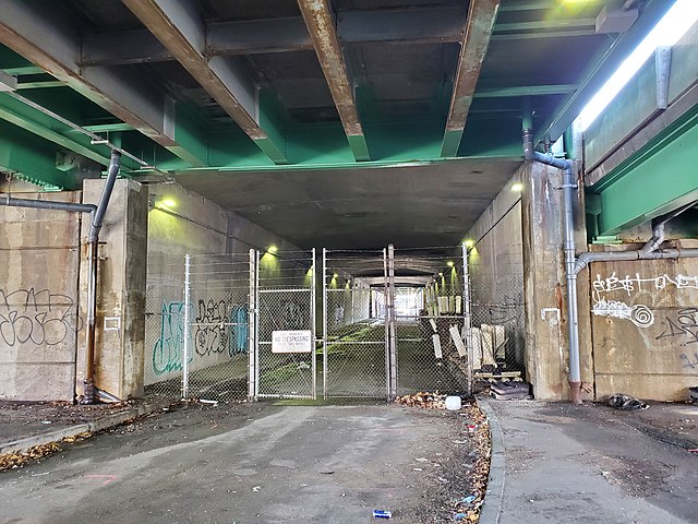 The 2016-closed McGrath Highway "tunnel"