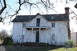 McCleod House, pohled zepředu. JPG