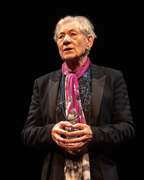 File:McKellenRichmnd040219-5 (46275370484) (cropped).jpg