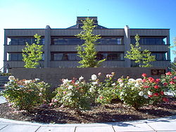 Medford Oregon City Hall.jpg
