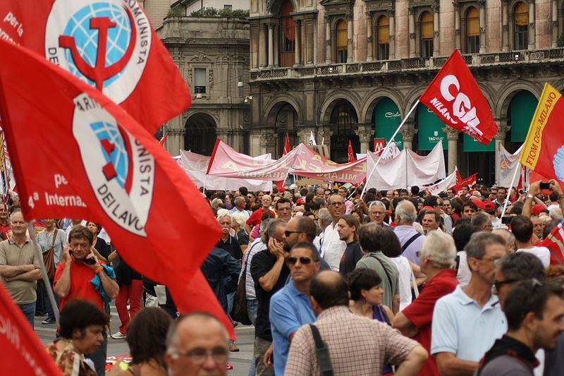 File:Milano Sciopero generale by Stefano Bolognini12.JPG