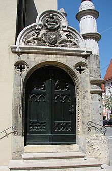 Portal to the town hall's stairway made of suevite in Nordlingen, Germany NordlingenRathausTreppenportal.jpg