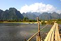 Bro over Nam Song nær Vang Vieng