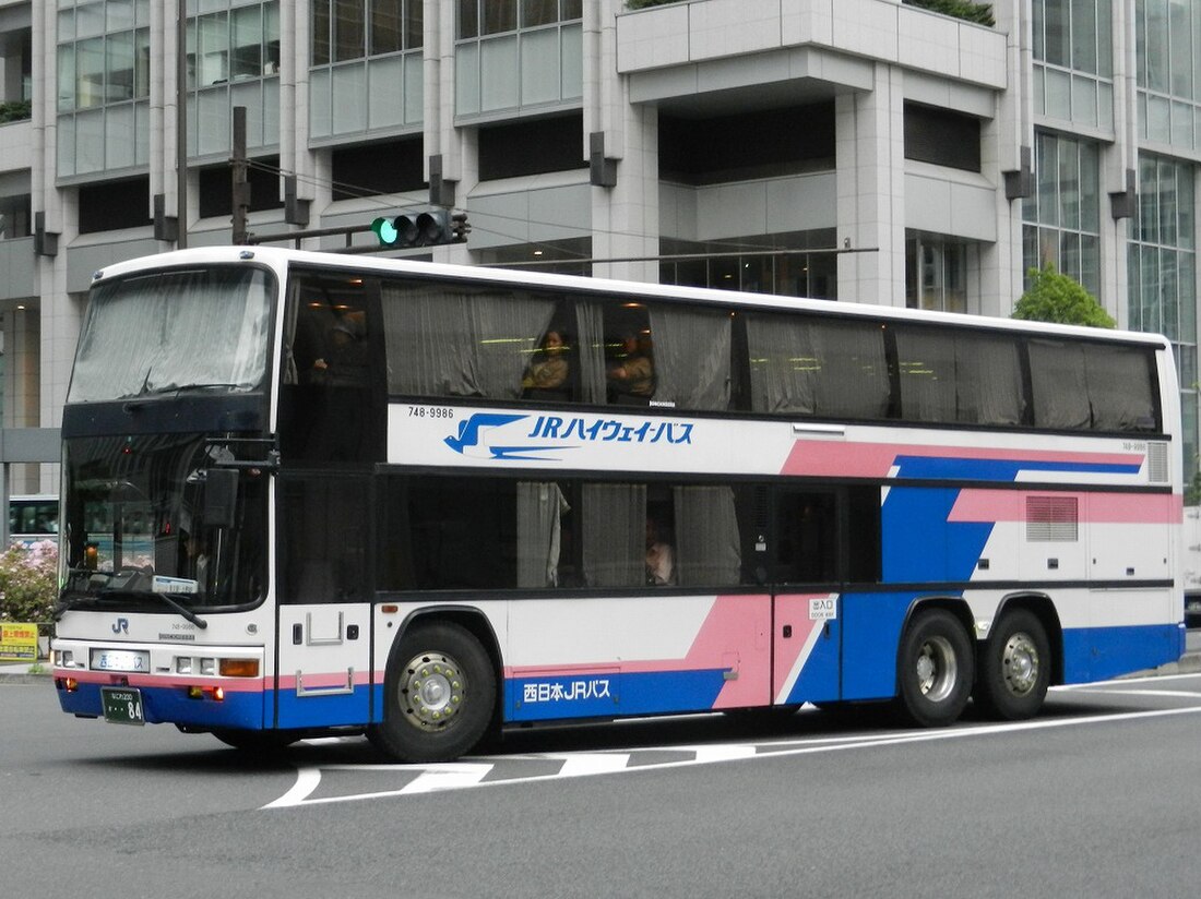 File:Nishinihon-JR-Bus-748-9986.jpg