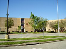 Northbrook High School NorthbrookHighSchoolHouston.JPG