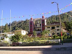 Plaza Central de Ocobamba, Apurímac