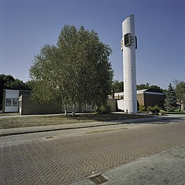 Witte kerktoren van Una Sancta