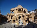 ரிசபதேவர் என்ற ஆதிநாதரின் முதன்மைக் கோயில்