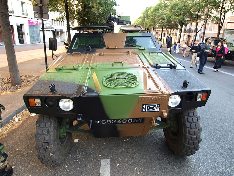 File:Panhard VBL (Vèhicule Blindé Legér), French army licence registration '6924 0051' pic4.JPG