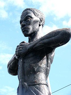 Paul Boglen patsas Morant Bayssä.