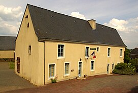 The town hall of Poillé-sur-Vègre