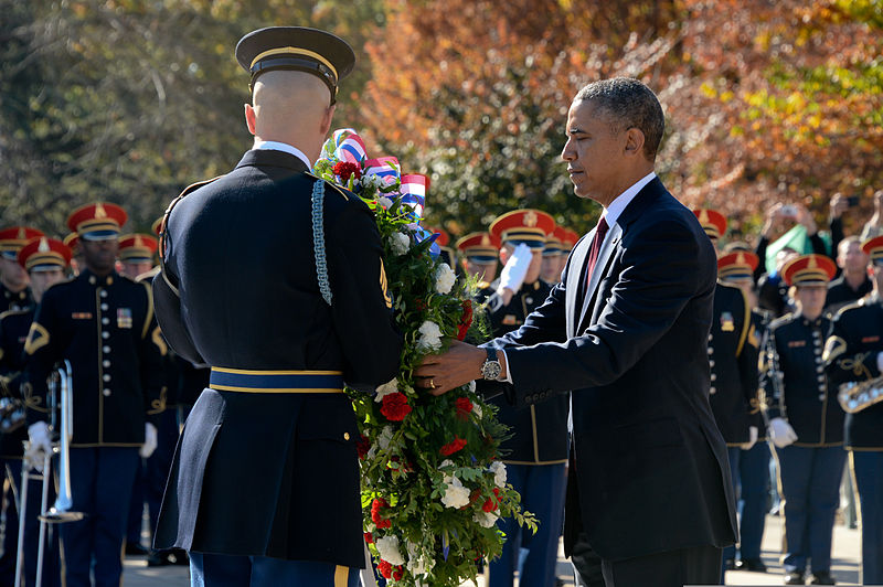 File:President Barack H. Obama, right, lays a wreath at the Tomb of the Unknowns at Arlington National Cemetery in Arlington, Va., in honor of Veterans Day Nov. 11, 2013 131111-A-VS818-200.jpg