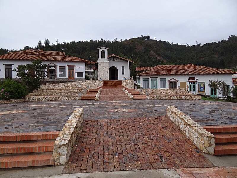 File:Pueblito boyacence Duitama 04.JPG