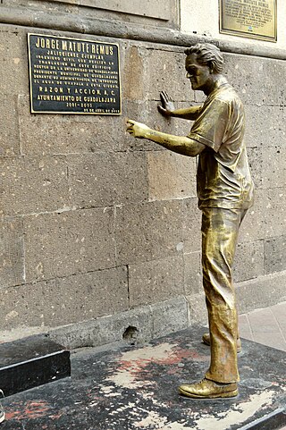 <span class="mw-page-title-main">Statue of Jorge Matute Remus (Centro, Guadalajara)</span> Statue in Guadalajara, Jalisco, Mexico