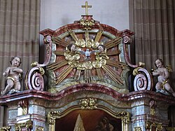 Couronnement de l'autel secondaire "Saint-Michel"