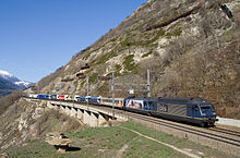 Rolling highway on the southern Lotschberg ramp, pulled by two BLS Re 465 RoLa Loetschberg.jpg