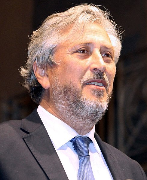 File:Roberto Gambino (cropped).jpg