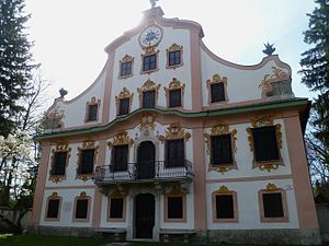 Robinighof (rococo facade)