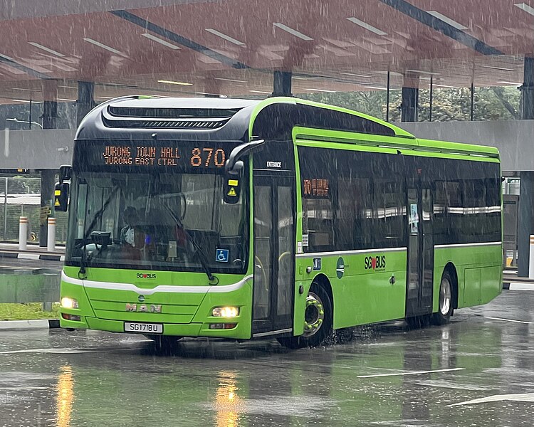 File:SIN Tower Transit SG1718U 870 2023-11-30 (2).jpg