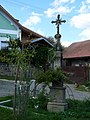 Čeština: Křížek ve vsi Semtínek v okrese Benešov ve Středočeském kraji. English: Wayside cross in the village of Semtínek,Benešov District, Central Bohemian Region, Czech Republic.