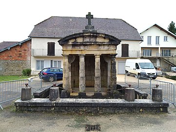 Fontaine de Sermange.