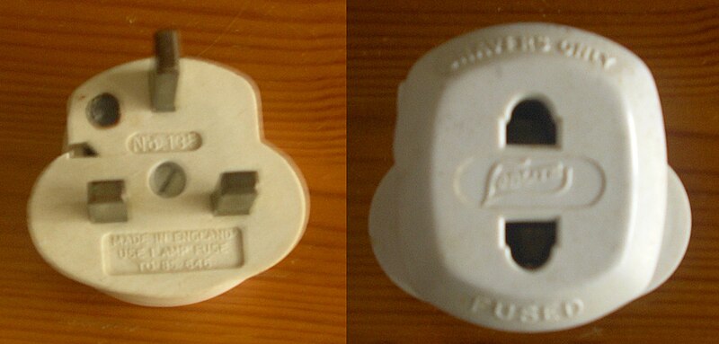 File:Shaver adaptor.jpg