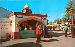 Sniff's Date Shop, National Date Festival postcard (1950s).jpg