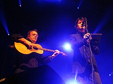 Soïg Sibéril avec Denez Prigent au Yaouank 2005.